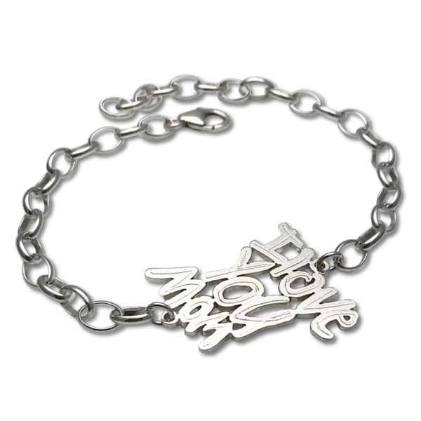 Sports bracelet with written text to mom, I love you mom captured in a sporty and cool bracelet for all mother's out there