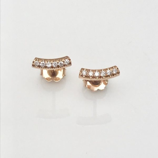 Diamond stud earrings in 14k rose gold