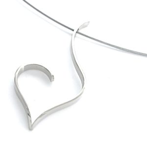 Open heart pendant in sterling silver for your Valentine